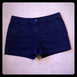 Loft Short Size:6